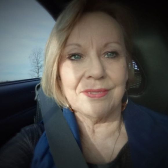Meet your Posher, Brenda - Picture 1 of 1